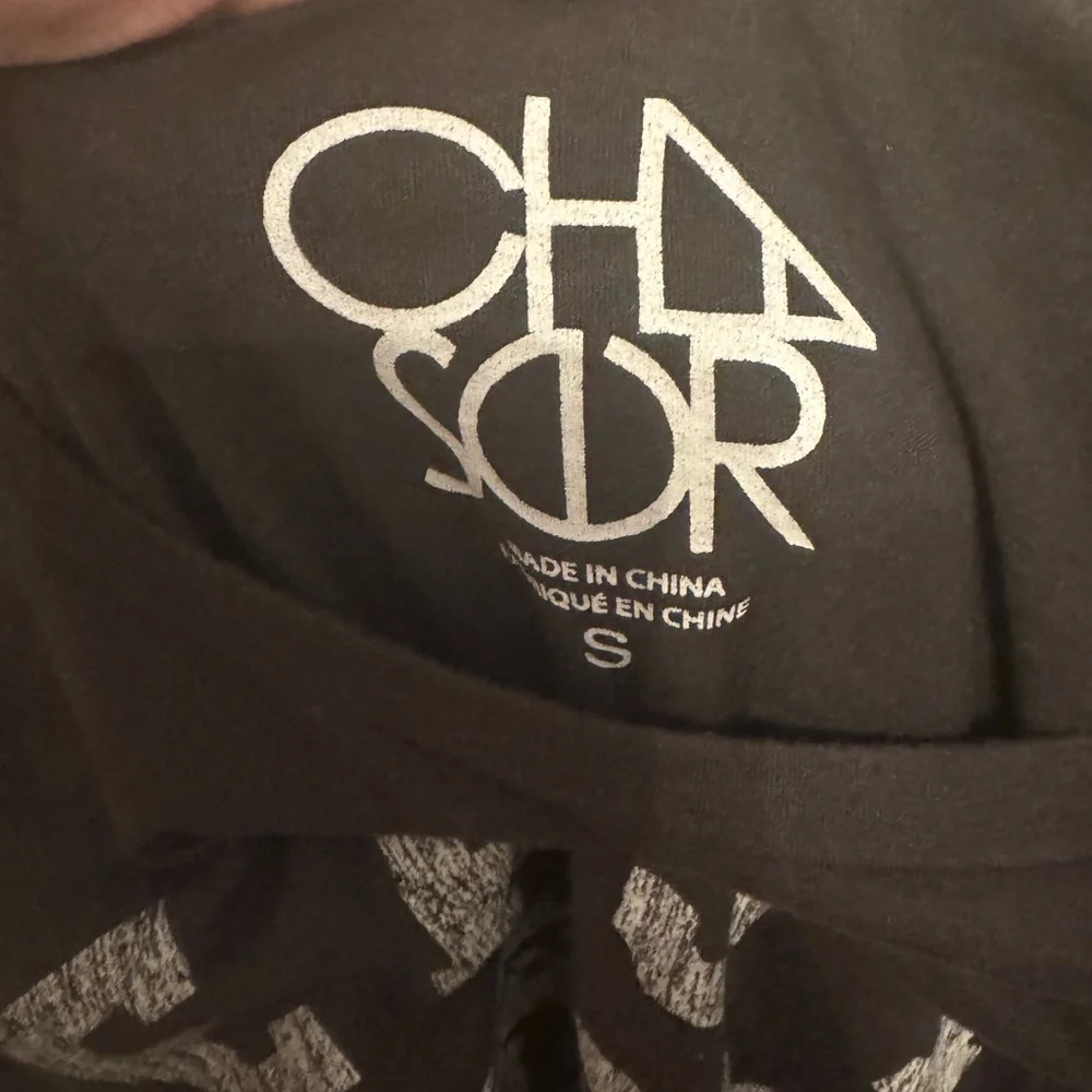 Chaser distressed Gray Tank Top with White Lightning Bolt - Picture 2 of 4